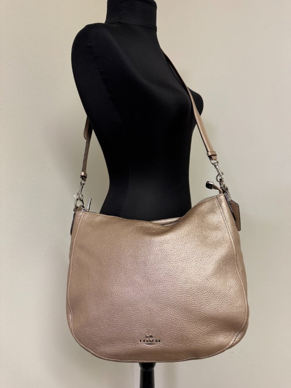 NWT Coach Rose Gold Metallic Pebbled Leather Hobo Shoulder Bag Y2K - Picture 12 of 15